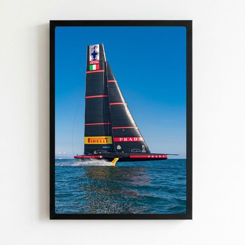 Luxury brand luna rossa - -,